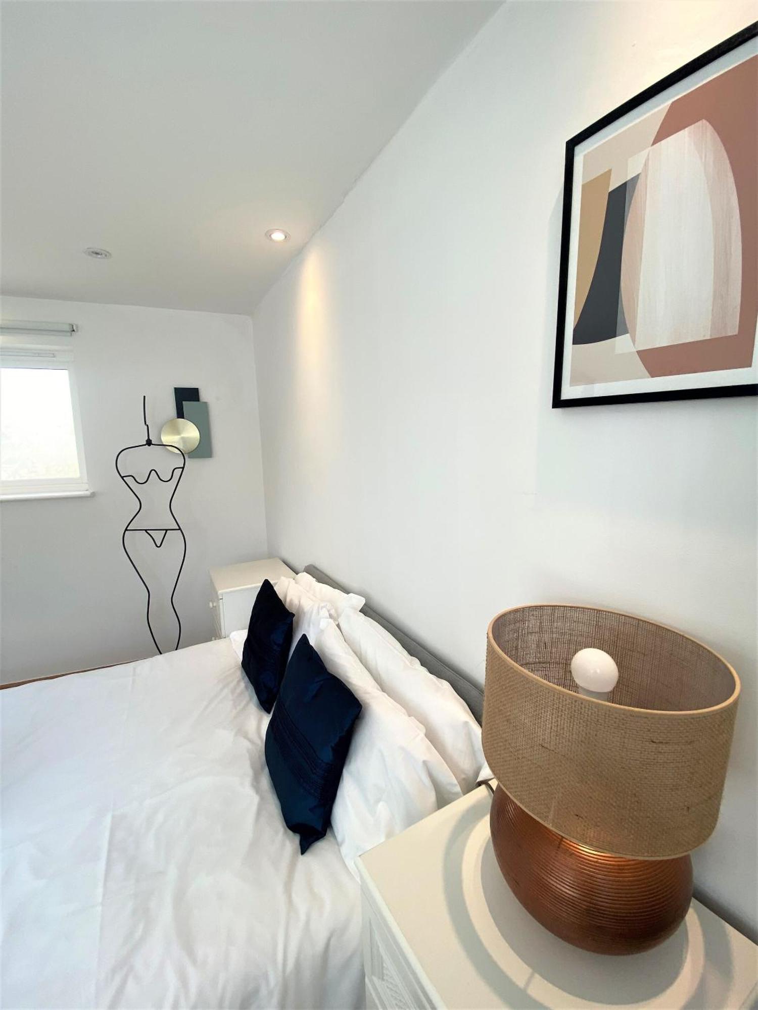 Prime Location! Detached Clifton Home With Parking Bristol Dış mekan fotoğraf